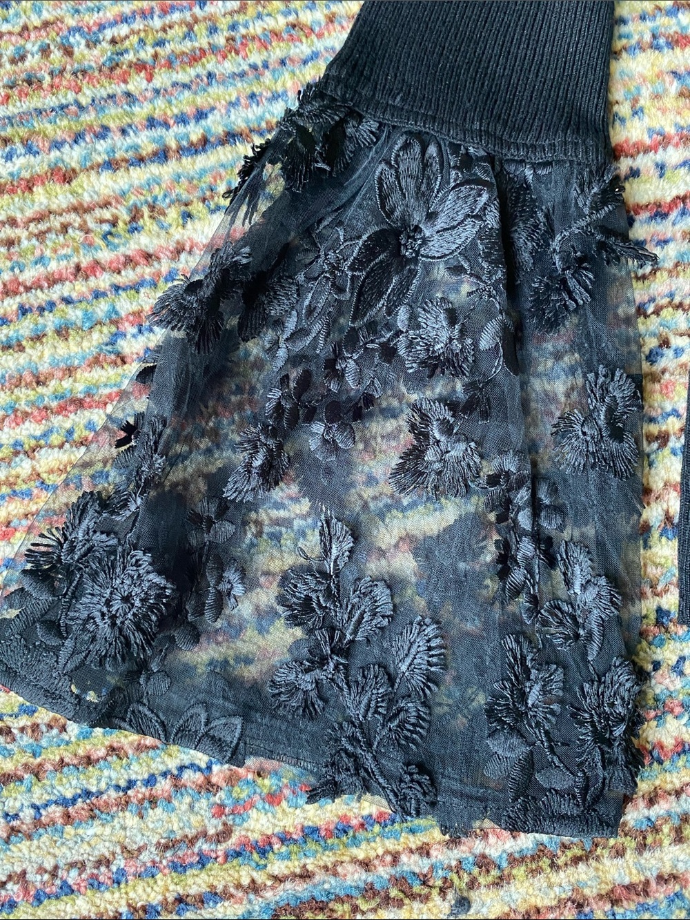 Cato Black V-Neck Ribbed Top with Lace Bell Sleeves M - Picture 3 of 9